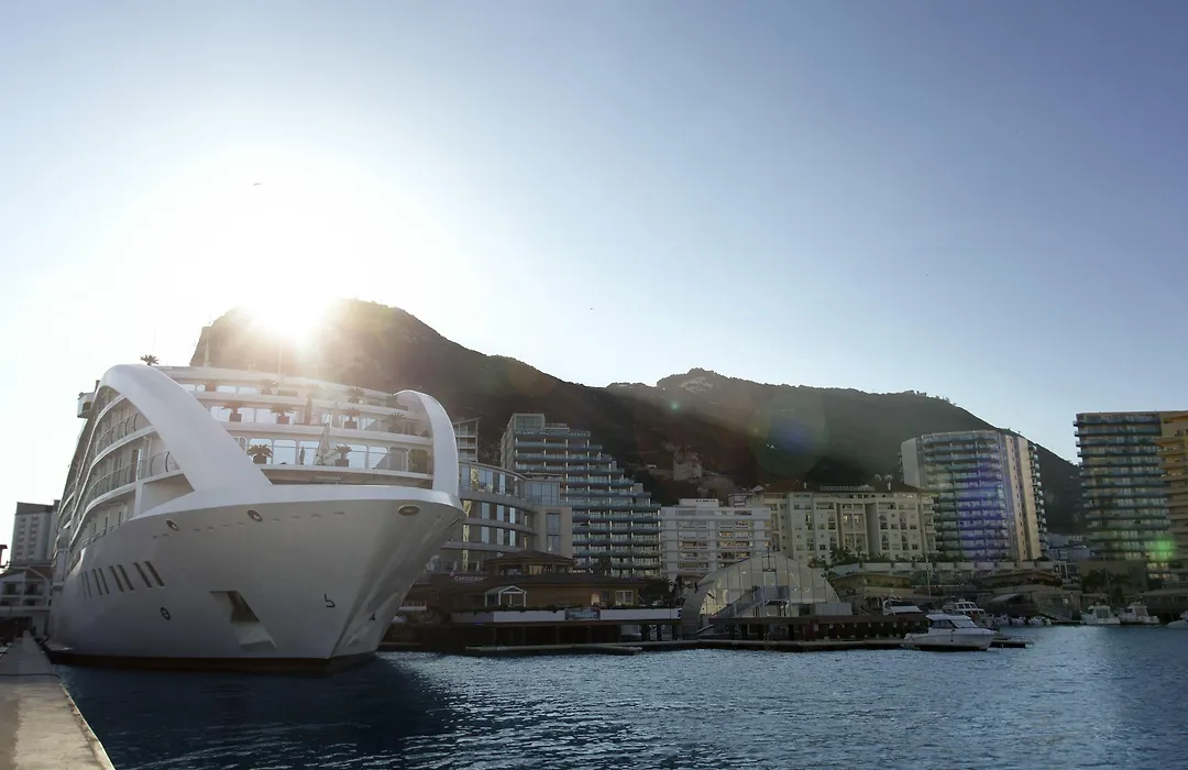 Sunborn Gibraltar-1