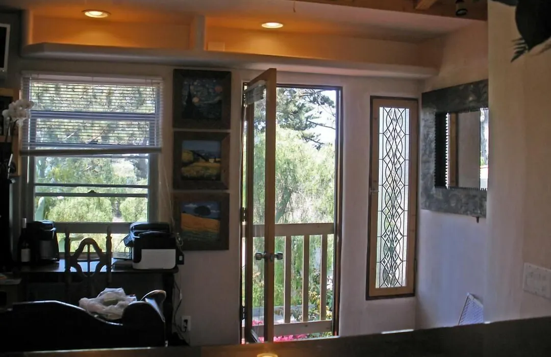 Les Artistes Inn-1
