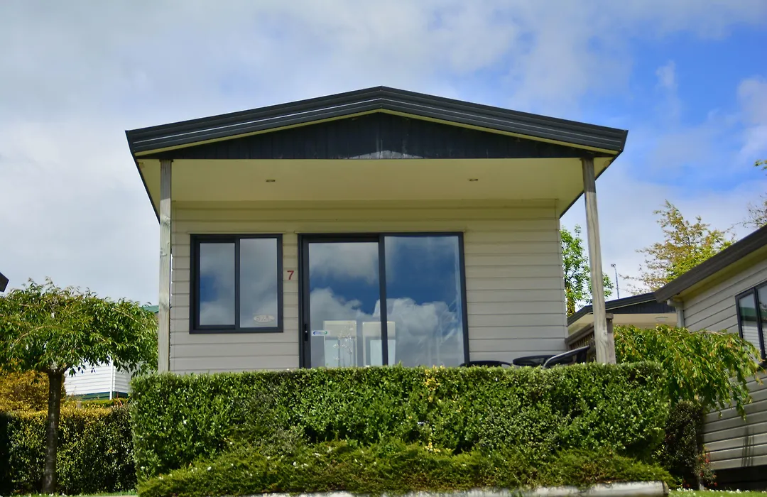Waitomo Top 10 Holiday Park-1