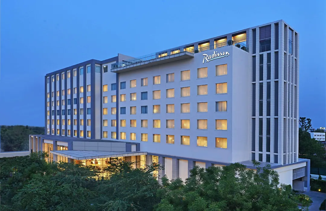 Radisson Hotel Agra-1