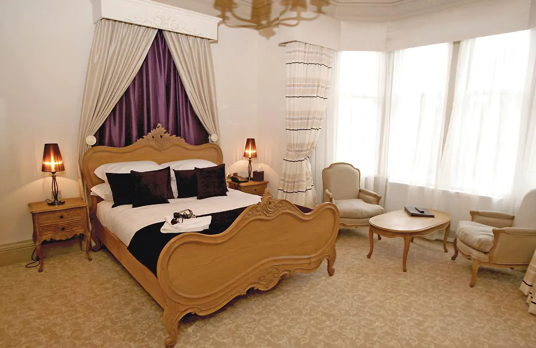 Lynnhurst Hotel-1