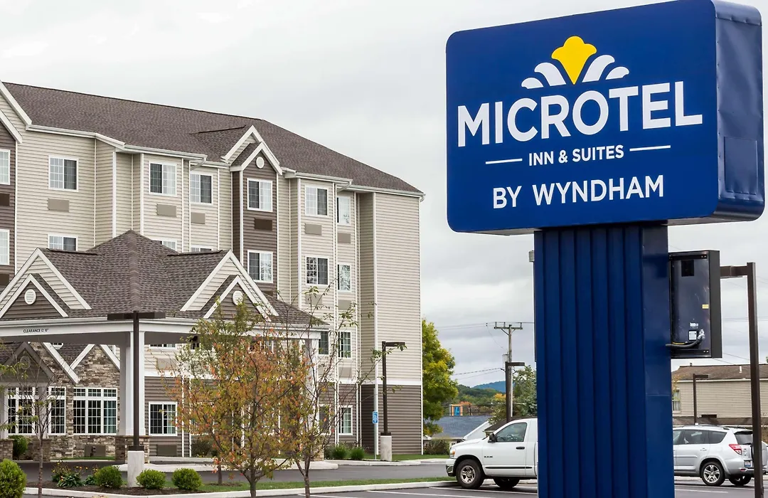 Microtel Inn & Suites By Wyndham Altoona-1