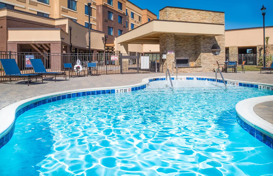 Courtyard By Marriott Jacksonville-1