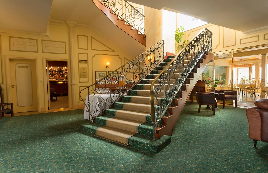 Hansa Hotel Swakopmund-1
