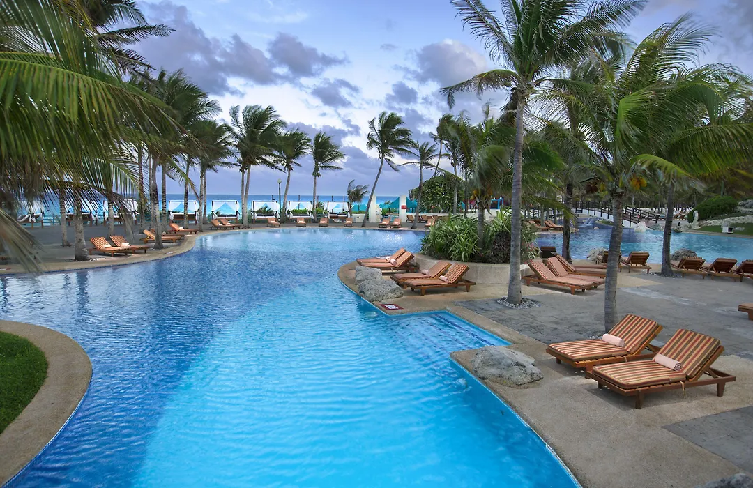 The Pyramid Cancun By Oasis-1