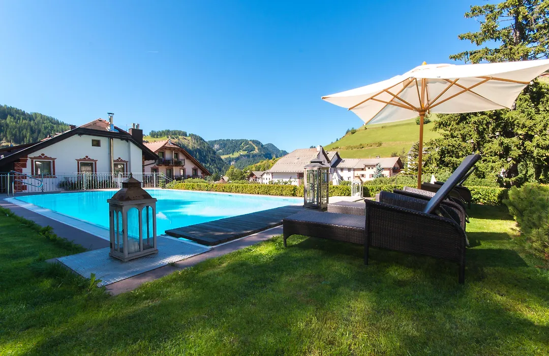 Boutique & Fashion Hotel Maciaconi - Gardenahotels-1