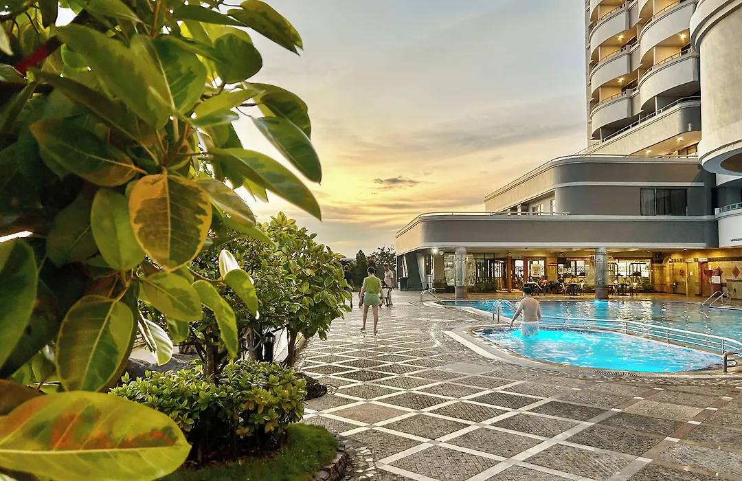 Planet Holiday Hotel & Residence-1