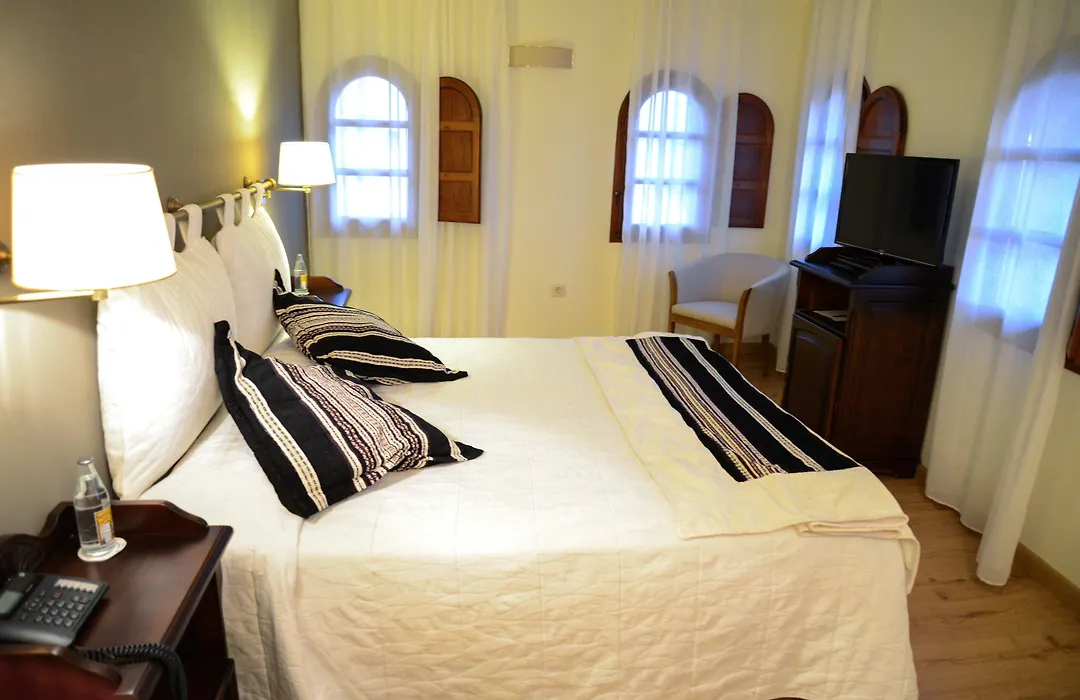 Hotel Cardenal Ram-1