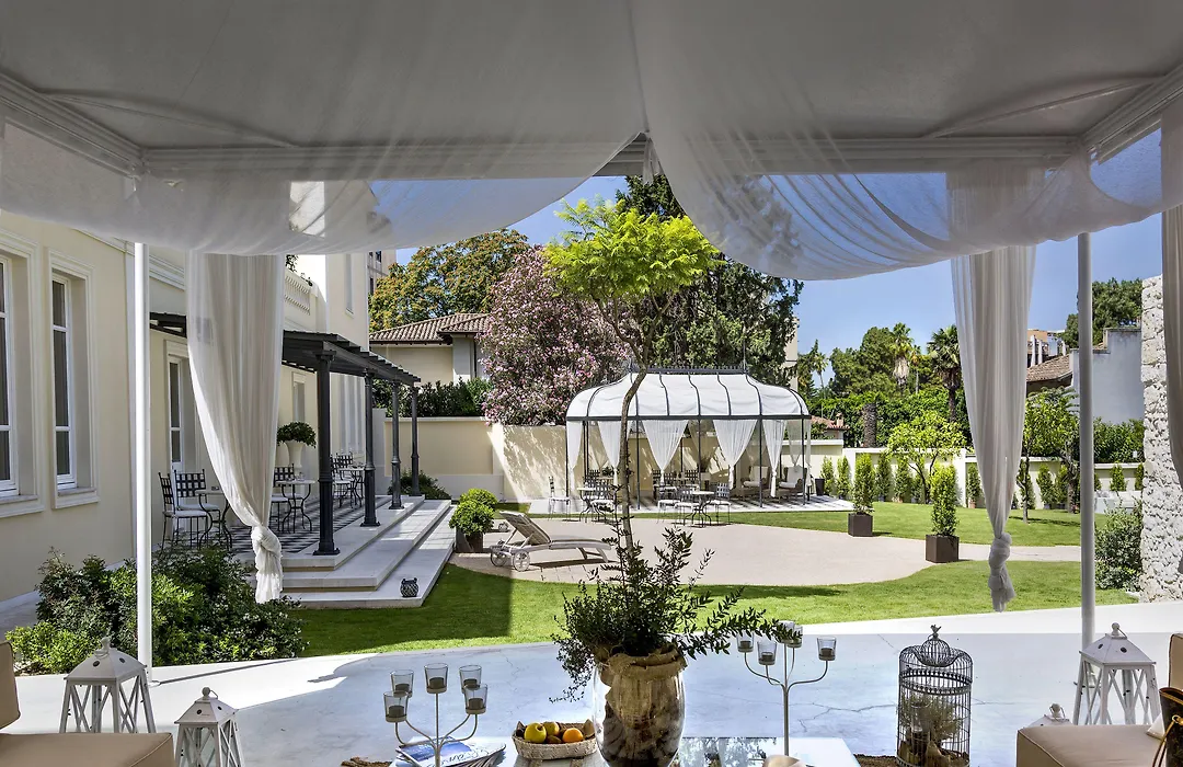 Hotel Villa Fanny-1