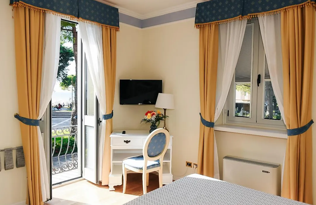 Hotel Villa Erica-1