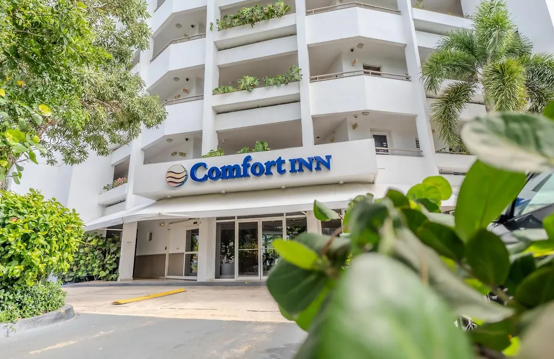 Comfort Inn & Suites-1