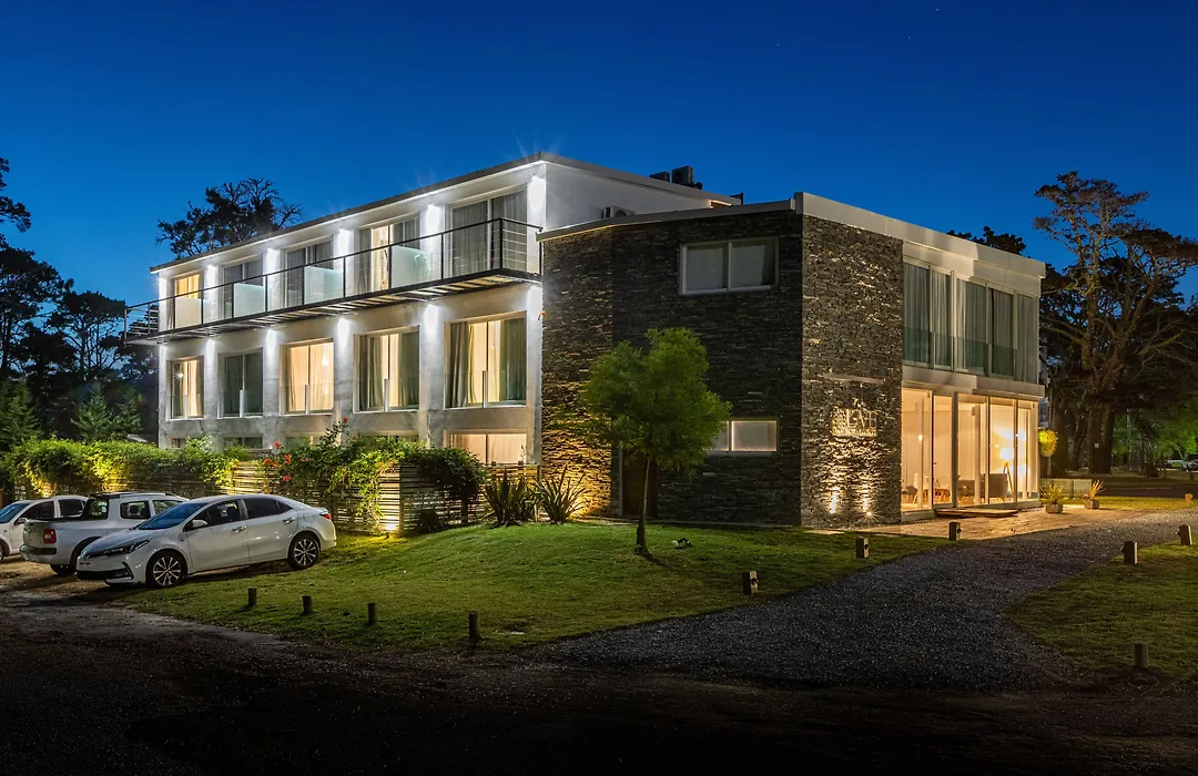 Live Hotel Boutique (Adults Only)-1