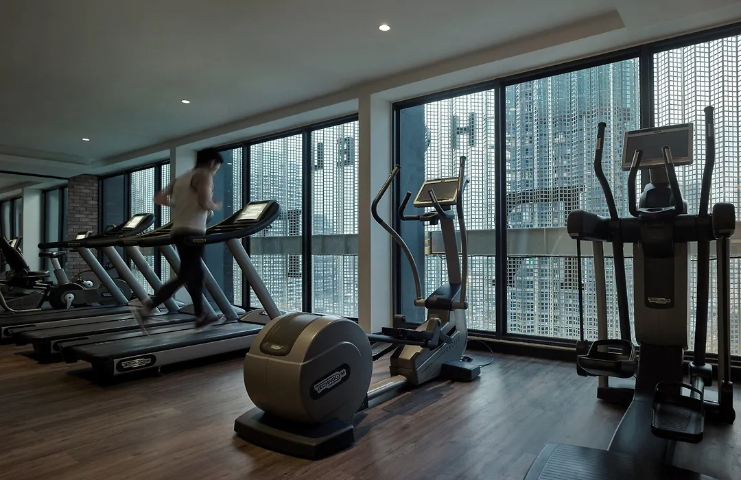 Hotel Stripes Kuala Lumpur, Autograph Collection-1