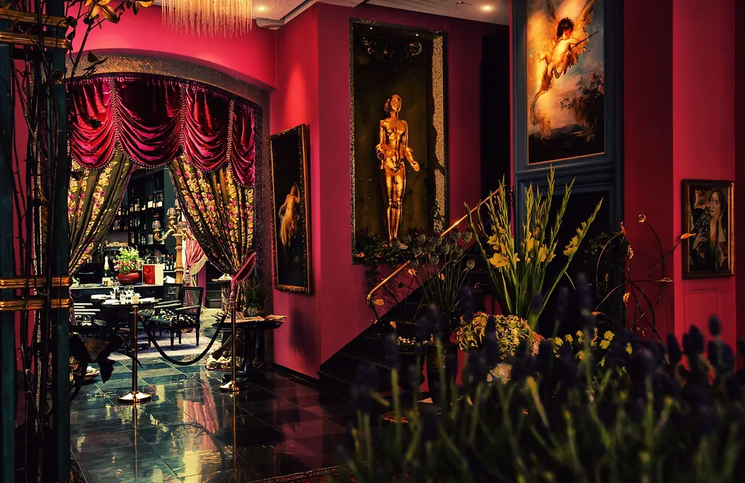 Dorsia Hotel & Restaurant-1