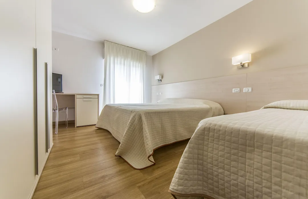 Hotel Silvia-1