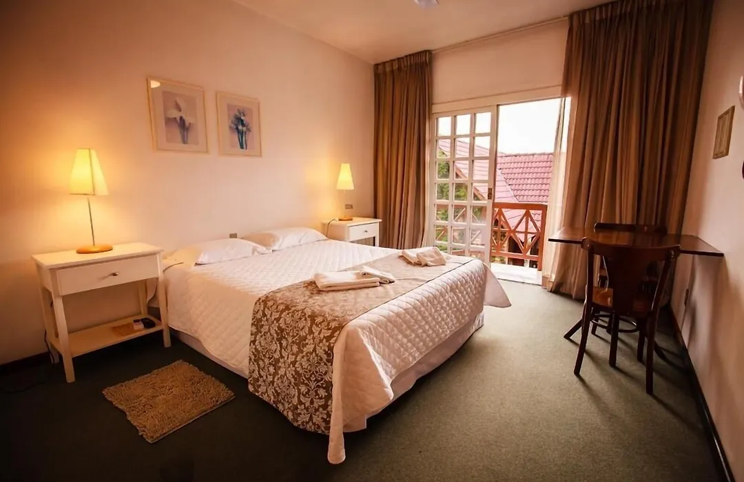 Hotel Village Da Serra-1