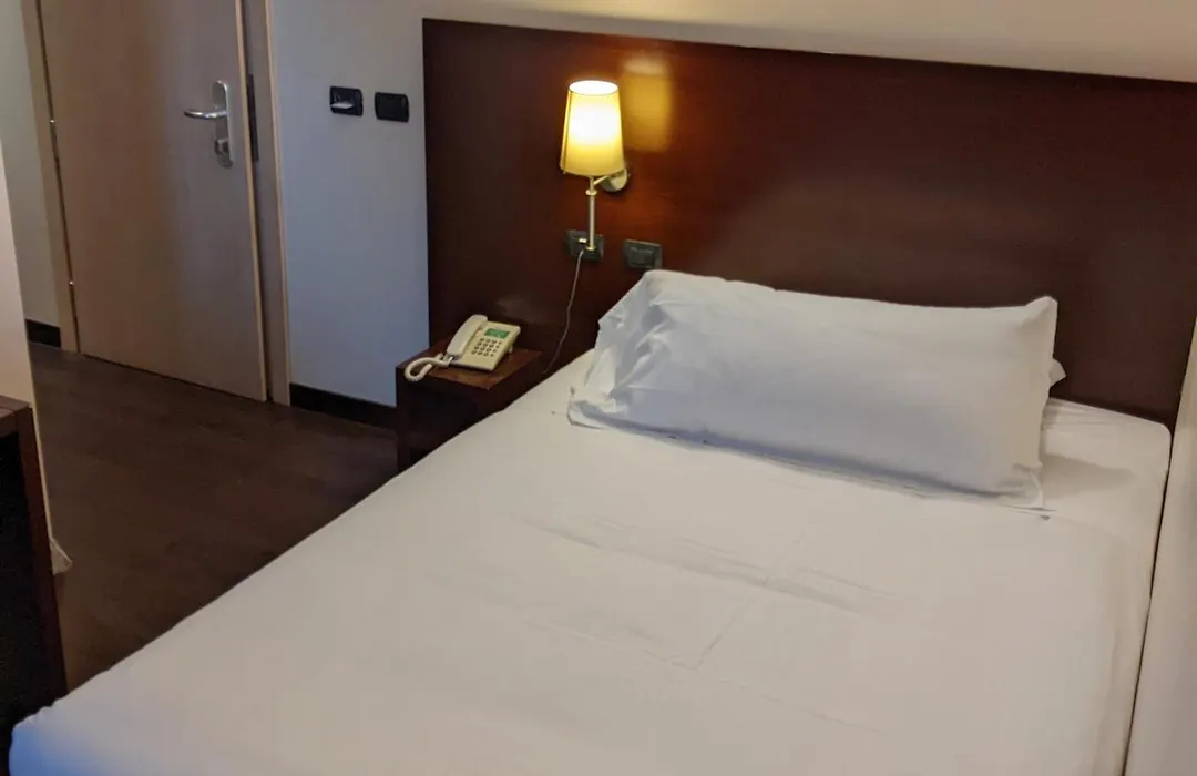 Hotel 2C-1
