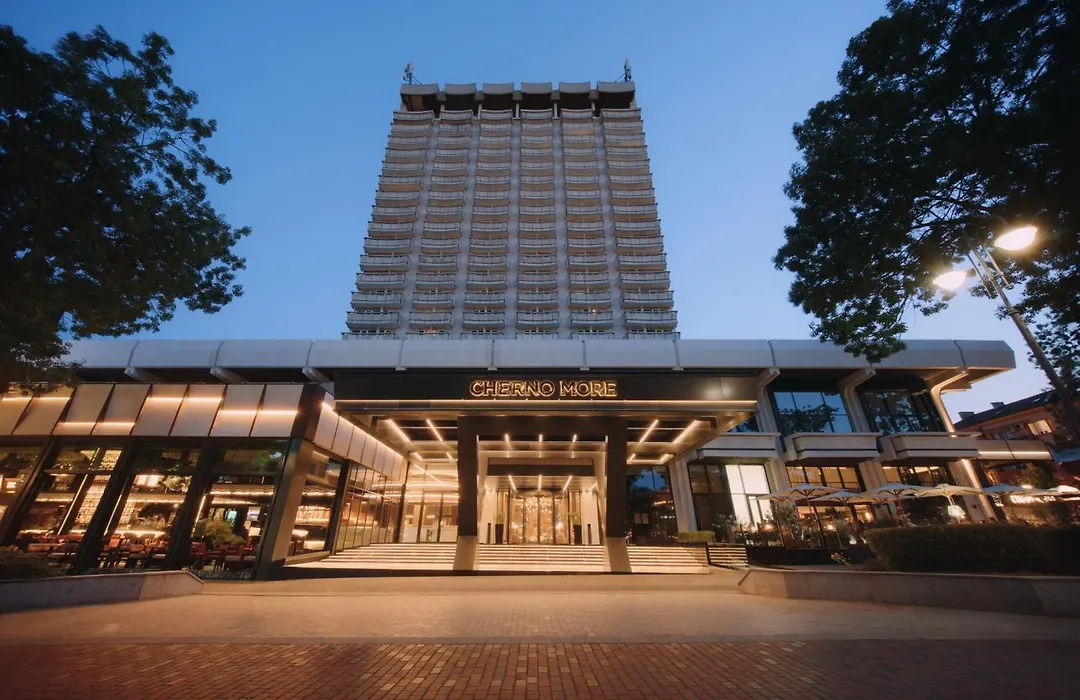 Hotel Cherno More-1