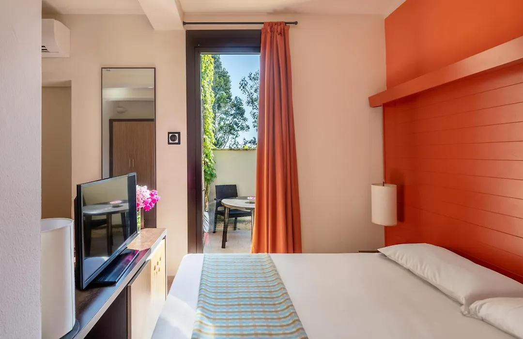Voi Floriana Resort-1