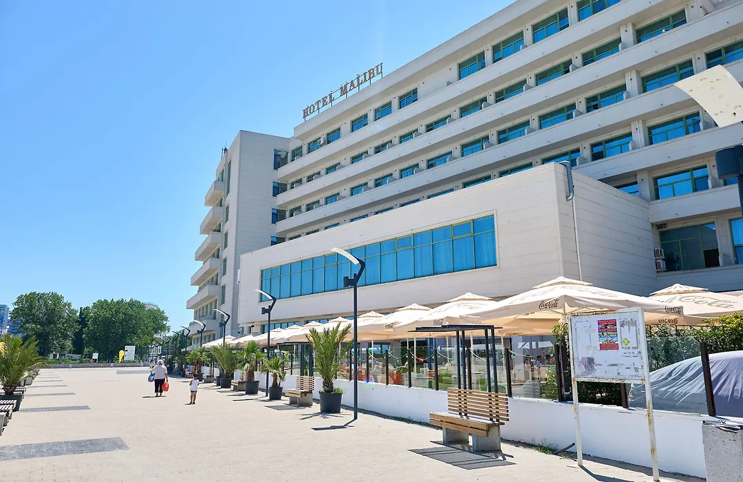 Hotel Malibu-1
