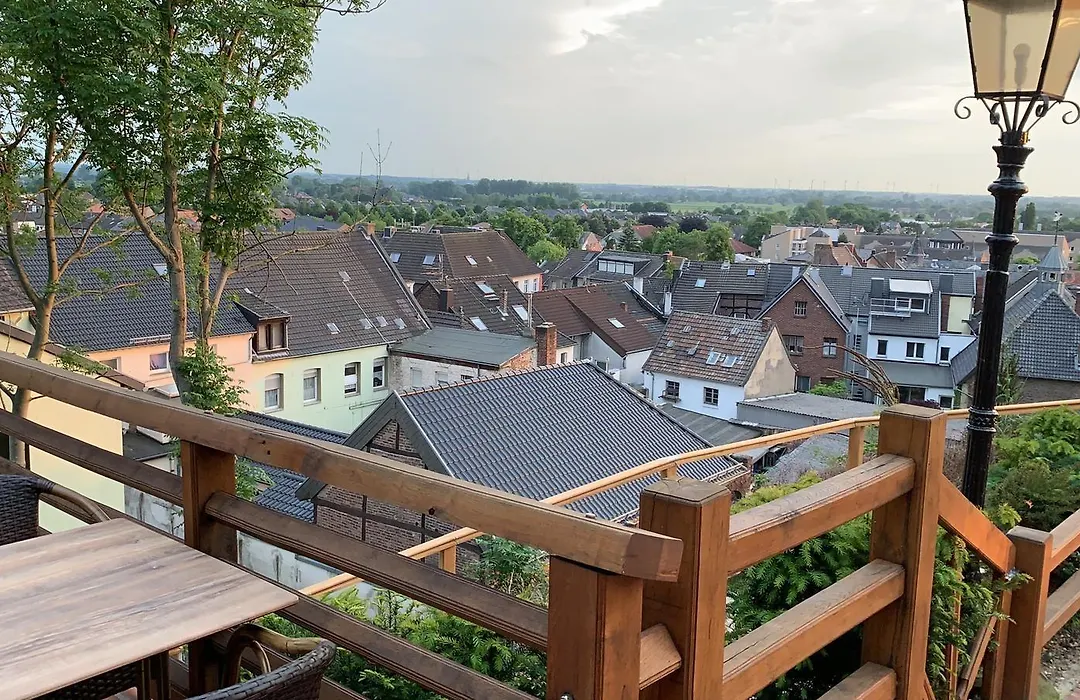 Burg Wassenberg-1