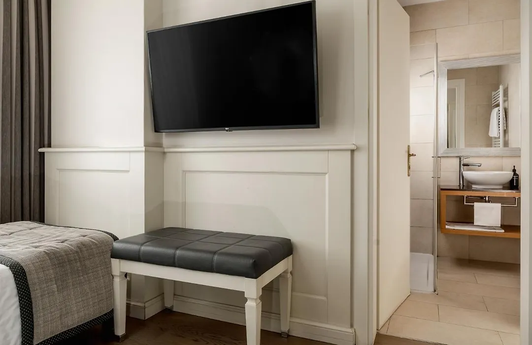 Hotel Campo Marzio-1
