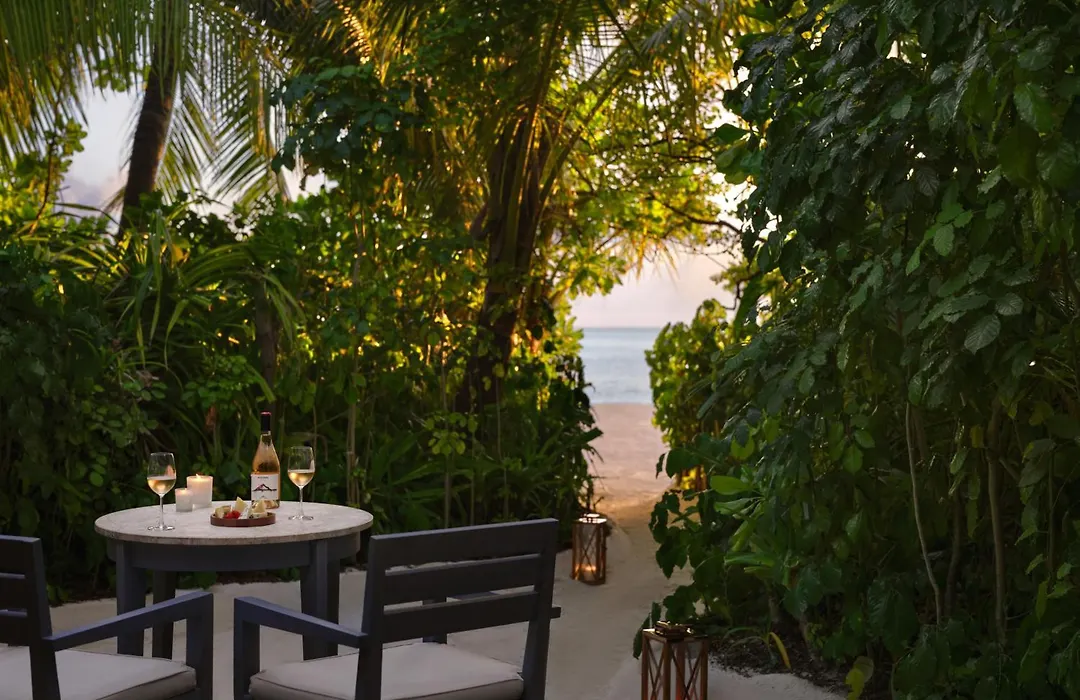 Anantara Dhigu Maldives Resort-1