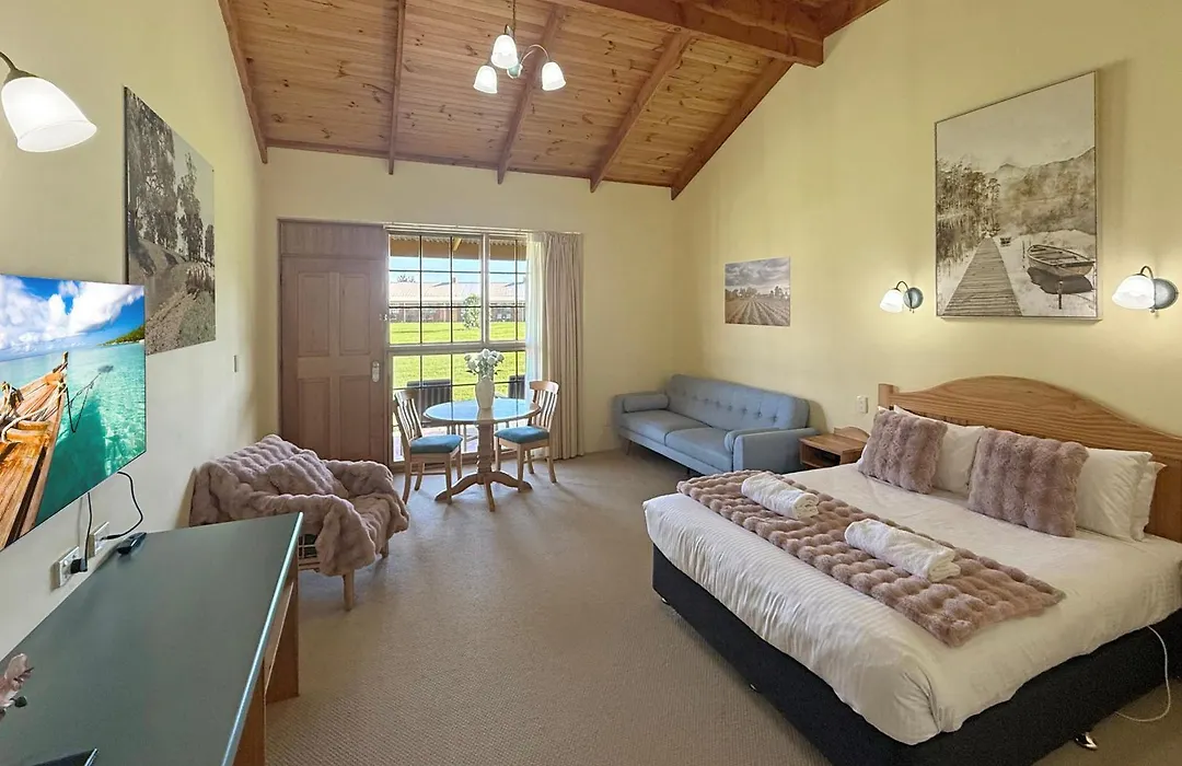 Coonawarra Place Motor Inn-1