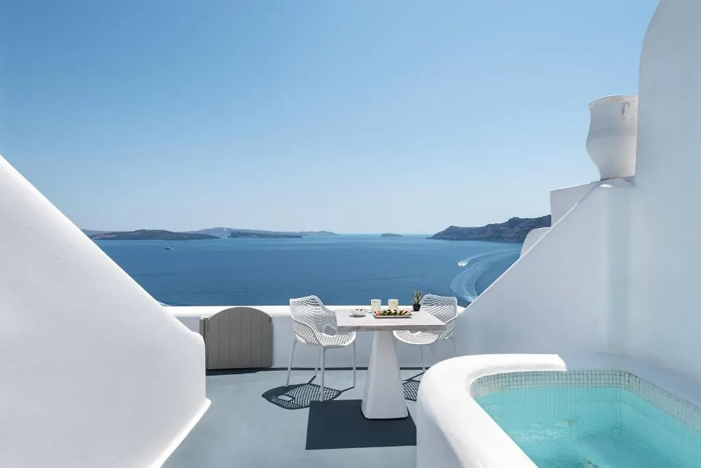 La Perla Villas And Suites (Adults Only)-1