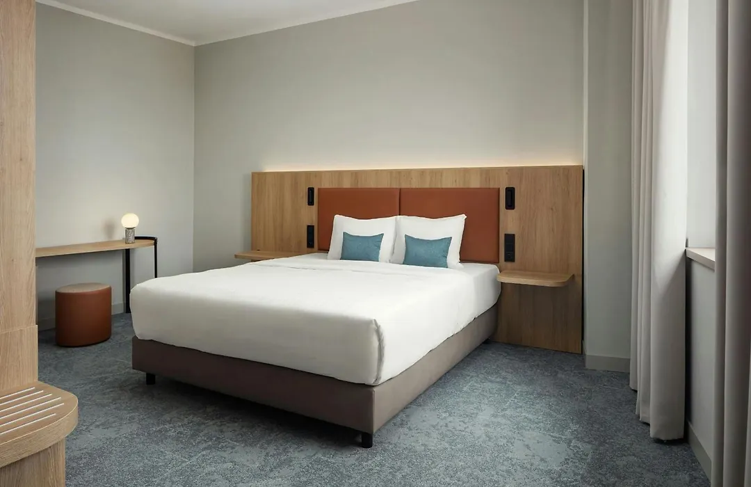 Courtyard By Marriott Pilsen-1