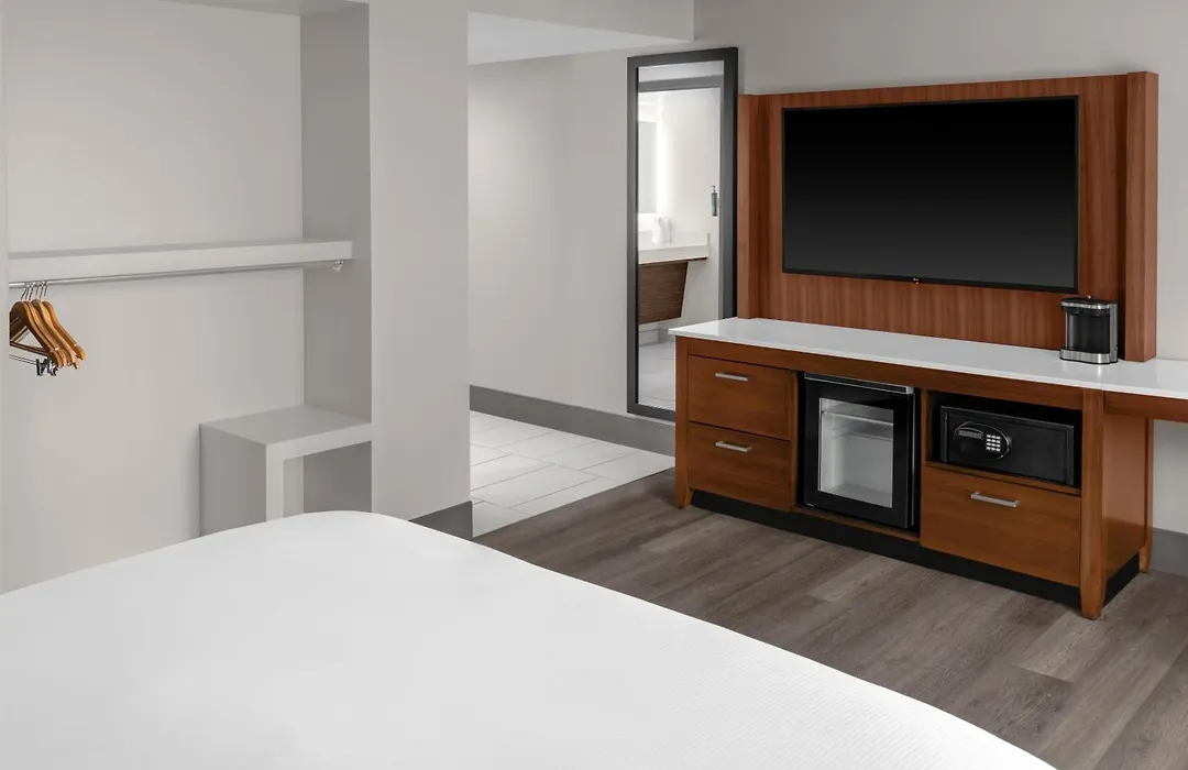 Doubletree By Hilton New Orleans-1