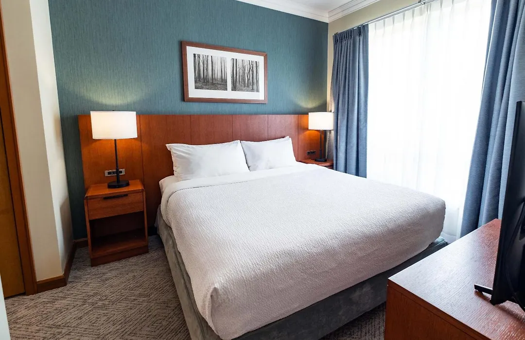 Sutton Place Hotel Revelstoke Mountain Resort-1