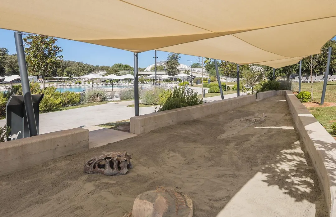 Camping Homes Mon Perin-1