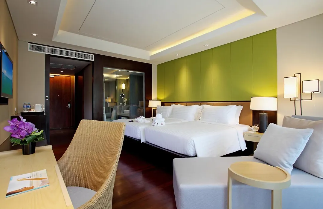 Graceland Khaolak Beachfront Resort-1
