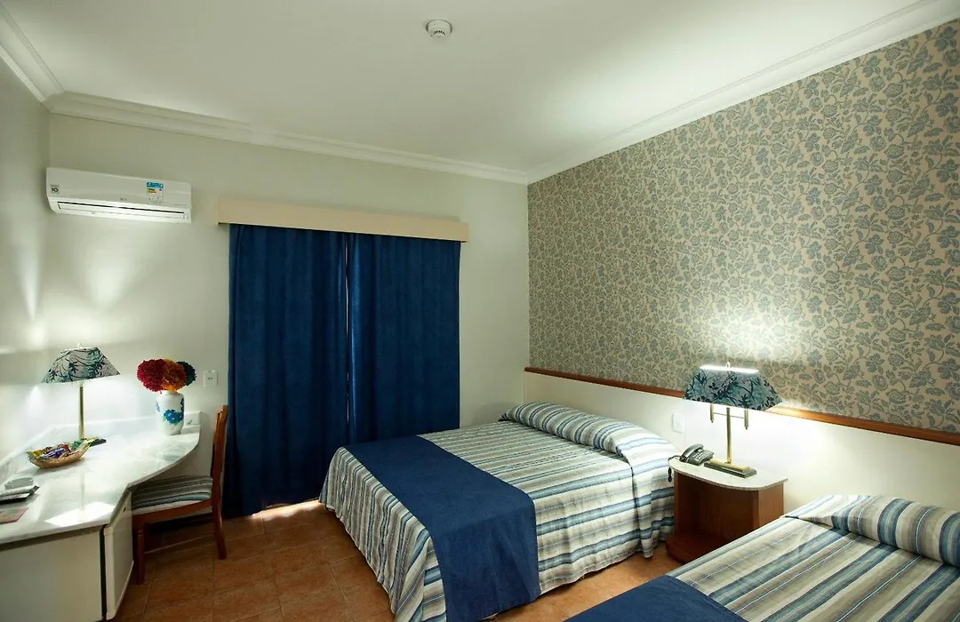 Hotel Colonial Plaza-1
