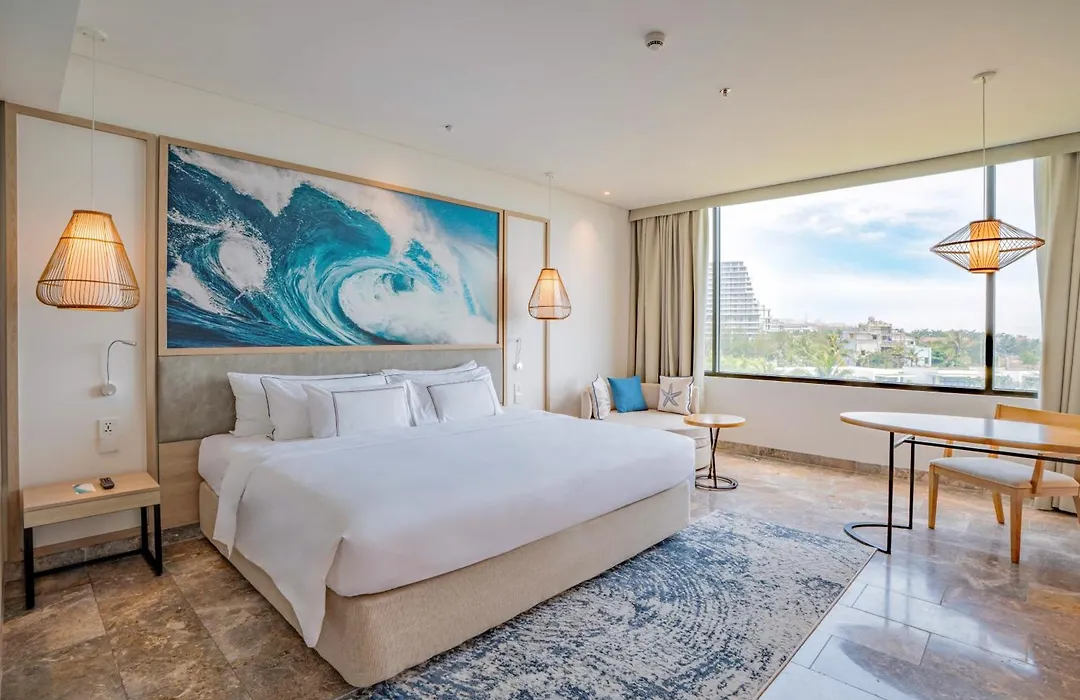 Melia Danang Beach Resort-1