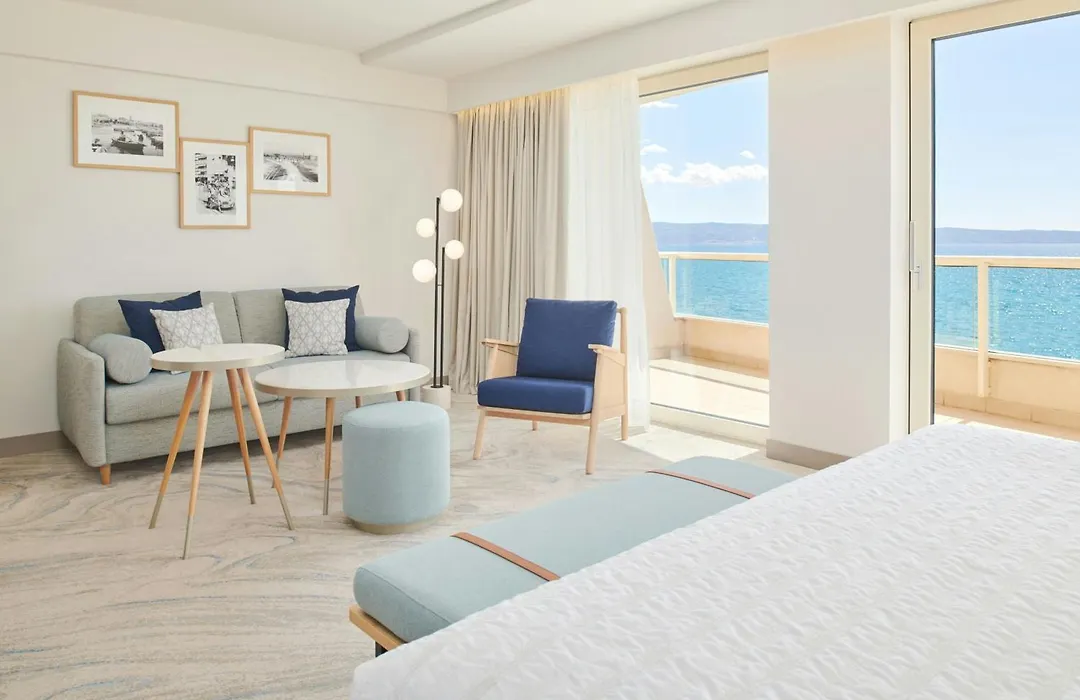 Le Meridien Lav Split-1