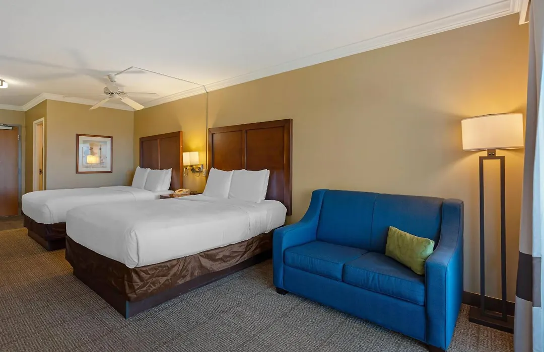 Comfort Inn & Suites Ocean Shores-1