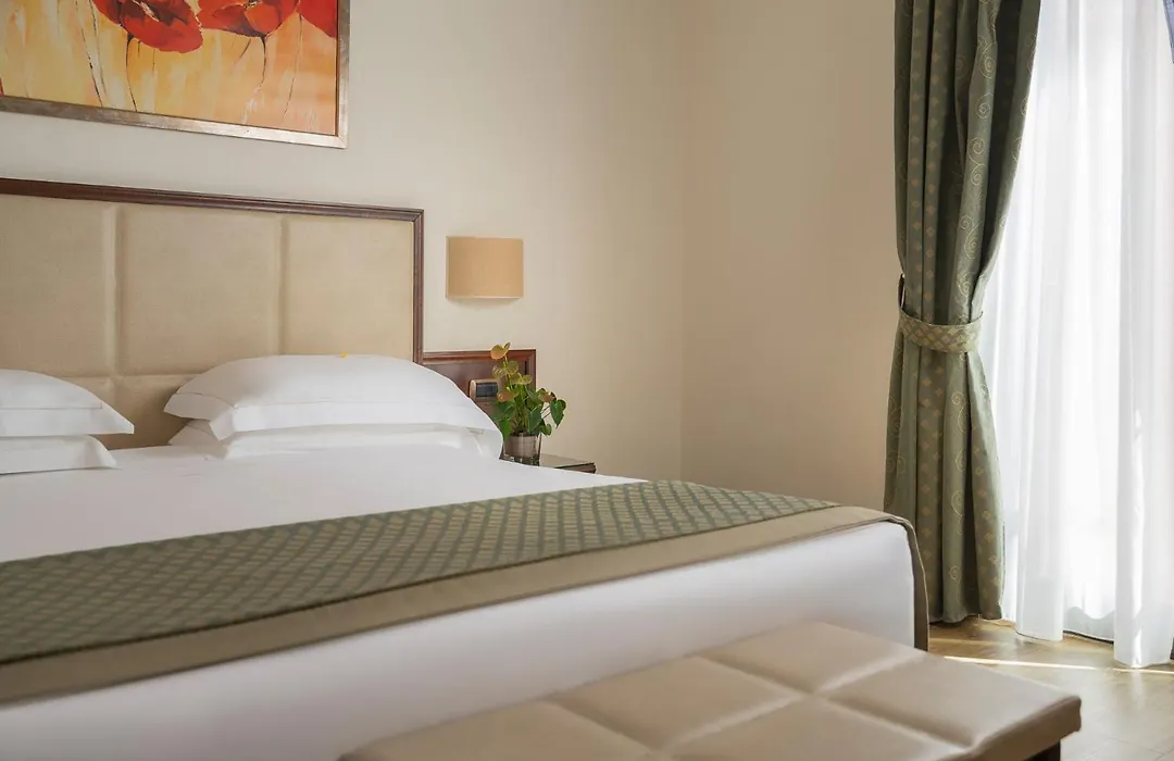 Hotel Athena-1