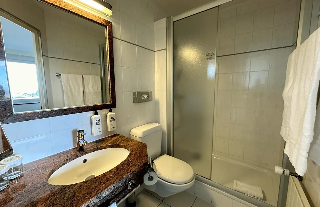 Everness Hotel & Resort-1