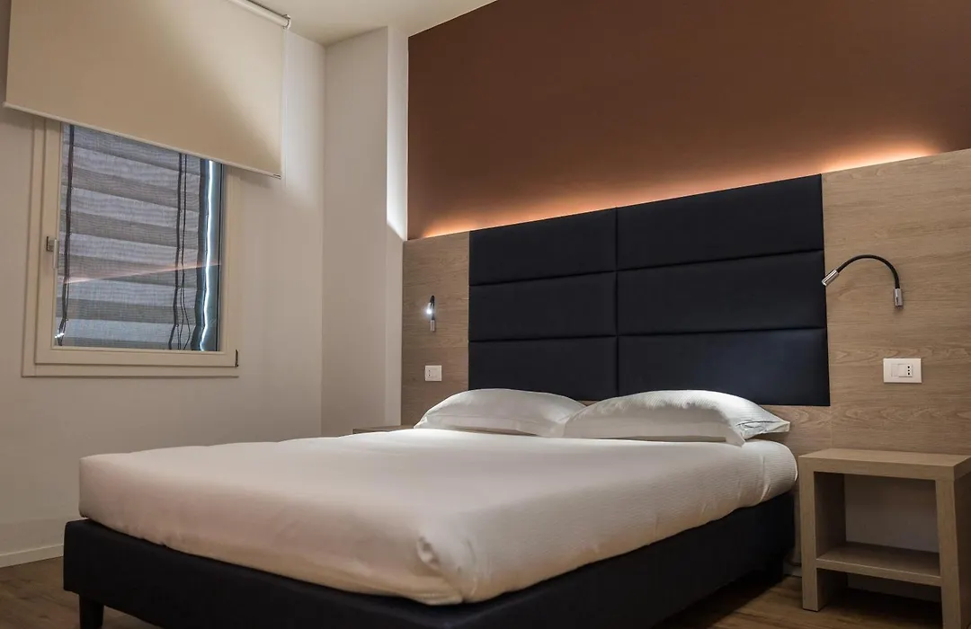 Hotel Touring-1