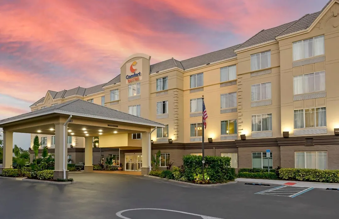 Comfort Suites Near Universal Orlando Resort-1
