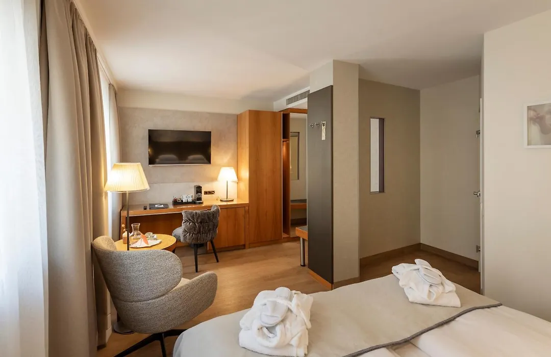 Boutique Hotel Das Tigra-1