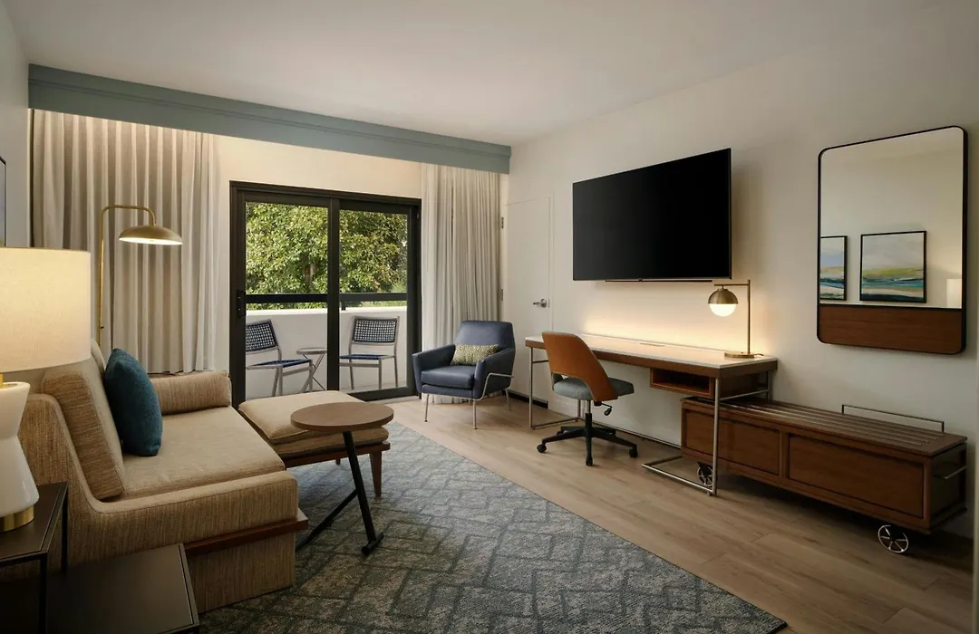 Courtyard By Marriott Orlando Airport-1