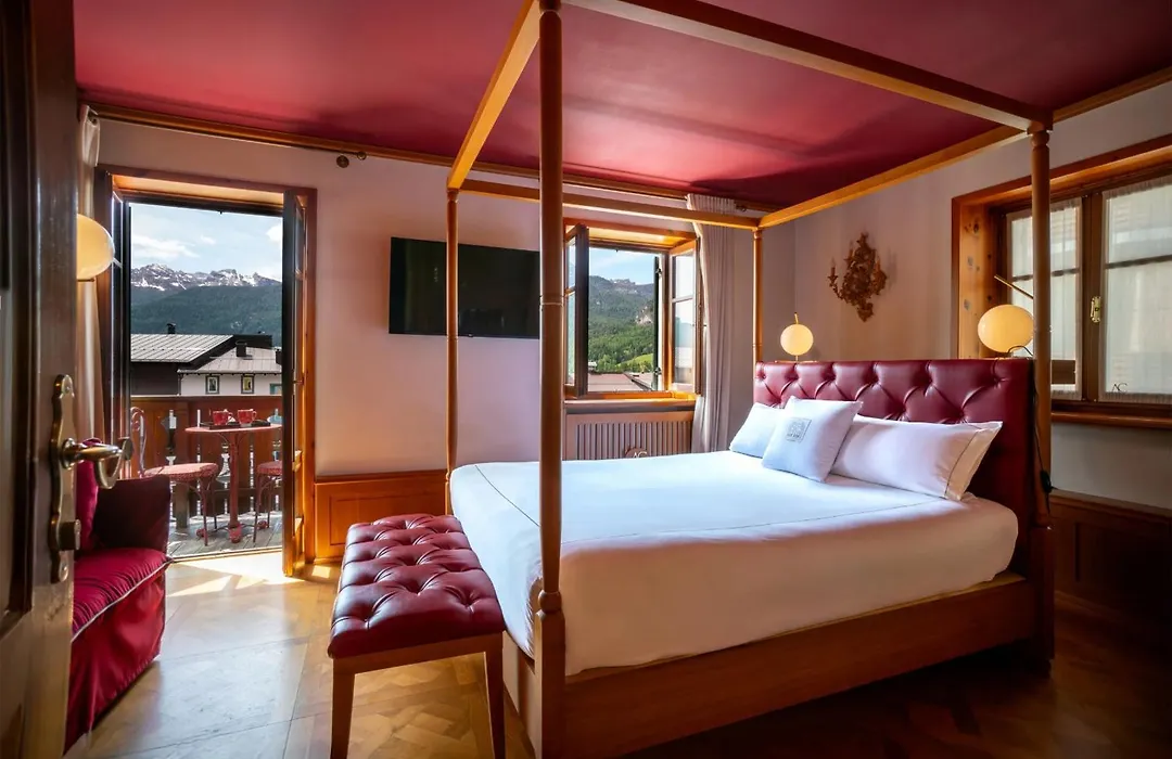Ambra Cortina Luxury&Fashion Hotel-1