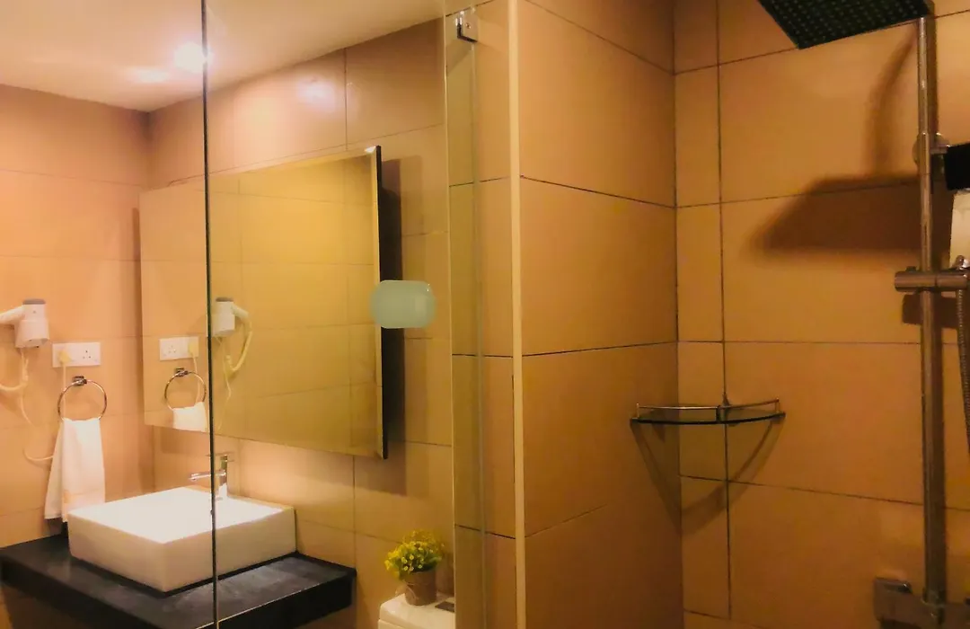 Symphony Suites Hotel-1