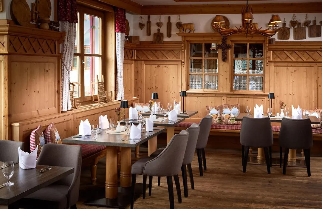 Das Alpenhaus Kaprun-1