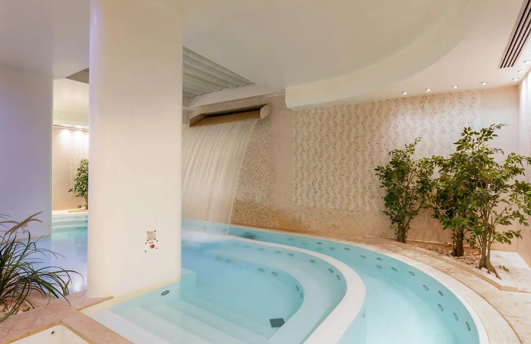 Doubletree By Hilton Florence Metropole-1
