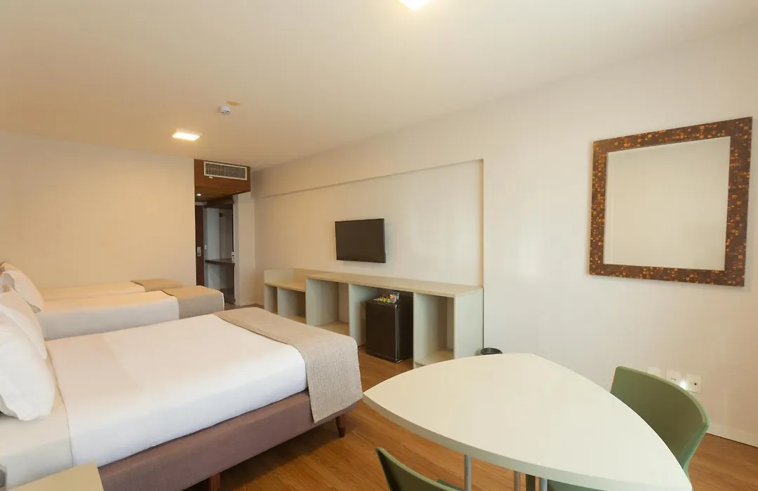 Ritz Lagoa Da Anta Hotel & Spa-1