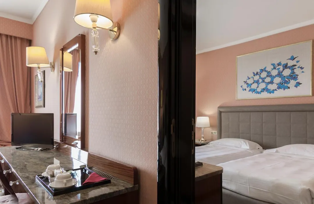 Doria Grand Hotel-1
